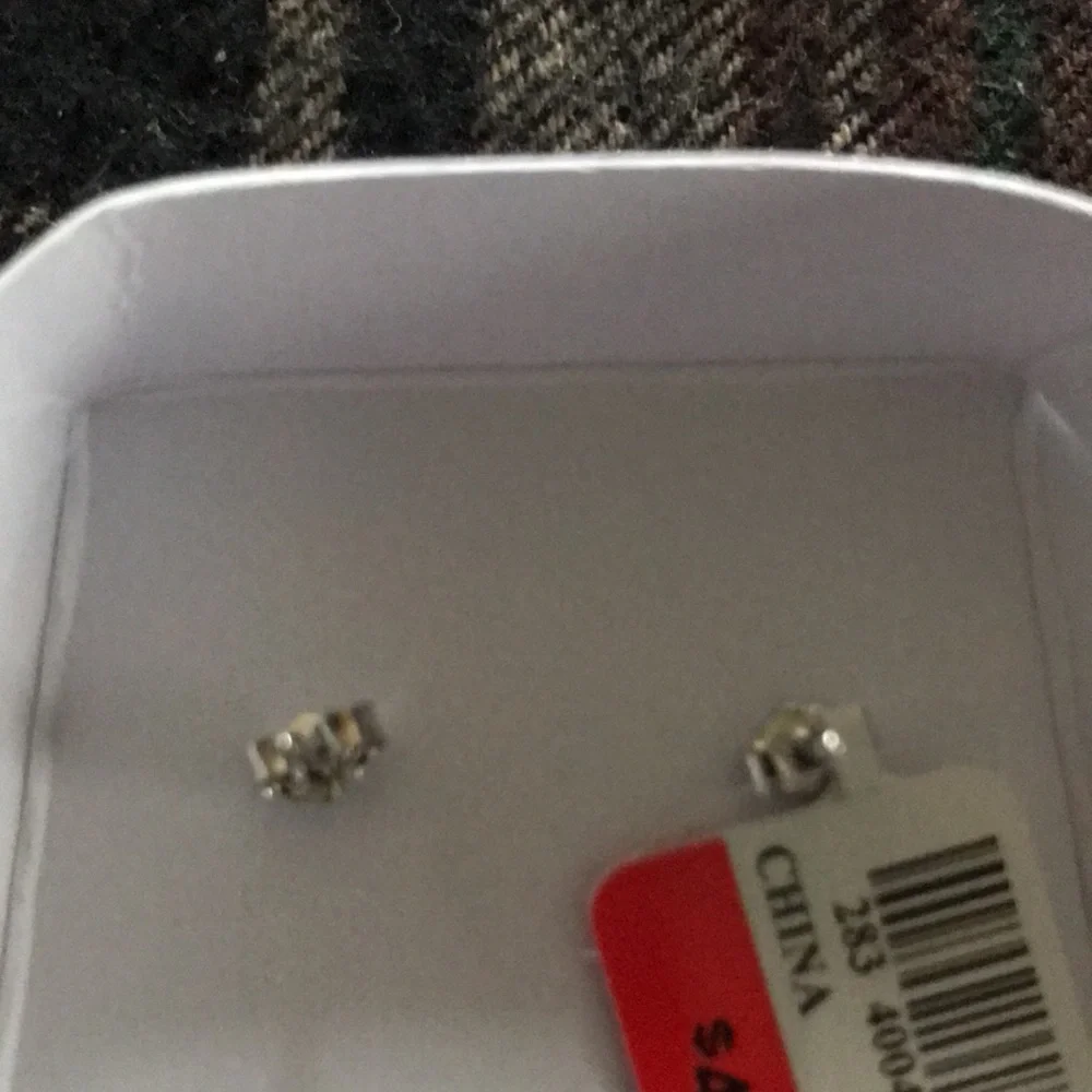 NWT White Sapphire/Sterling Silver Studs - Picture 5 of 7